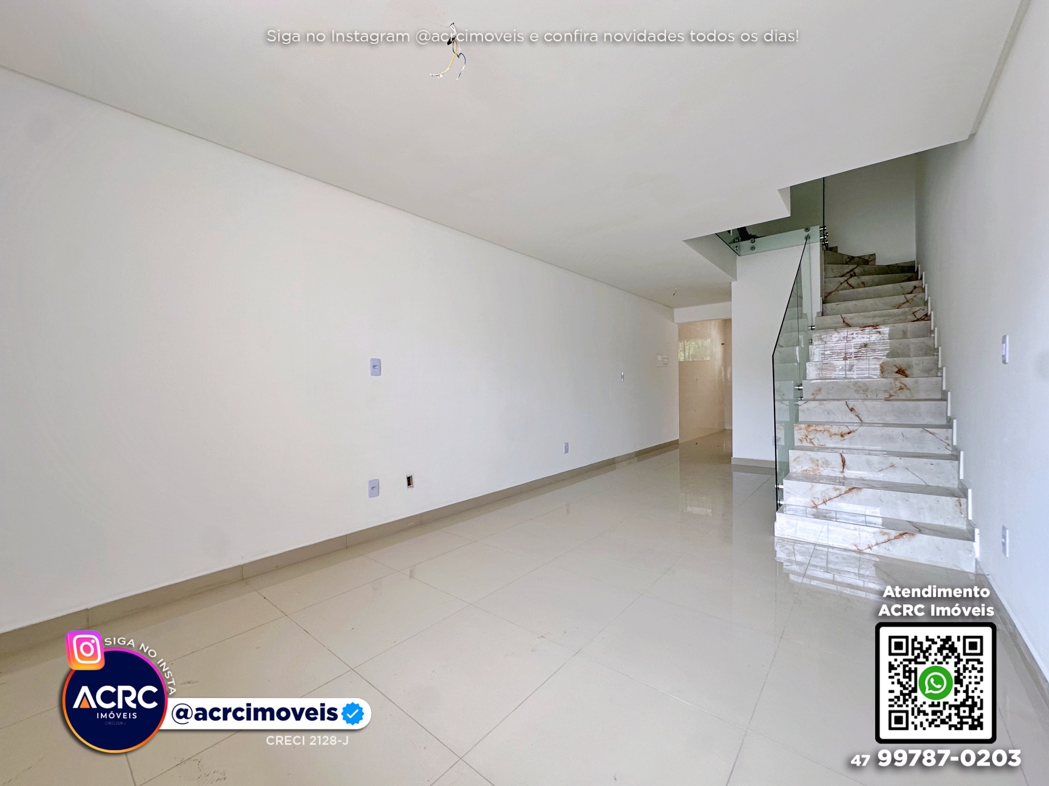 ACRC Imóveis - CA03602 - Sobrado a Venda no Bairro Fidélis em Blumenau — foto 3