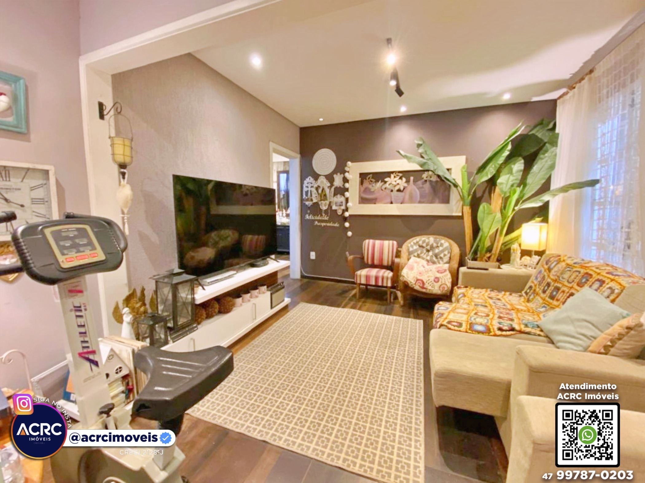 ACRC Imóveis - CA03631 - Casa a Venda no Bairro Garcia em Blumenau — foto 4