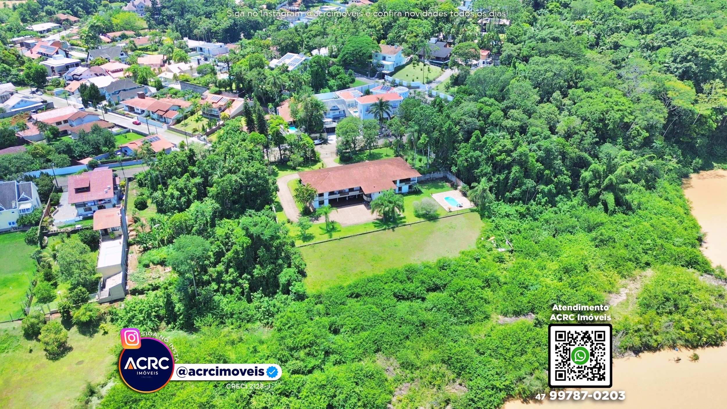 ACRC Imóveis - CA03610 - Casa de alto padrão a Venda no Bairro Itoupava Seca em Blumenau - foto 1