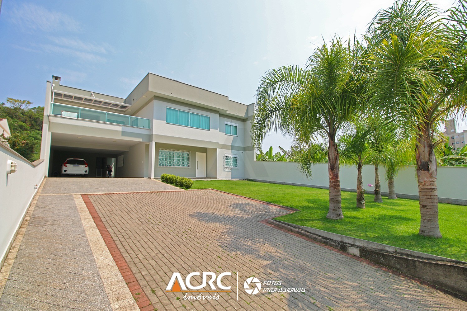 ACRC Imóveis - CA03673 - Casa de alto padrão a Venda no Bairro Garcia em Blumenau - foto 1