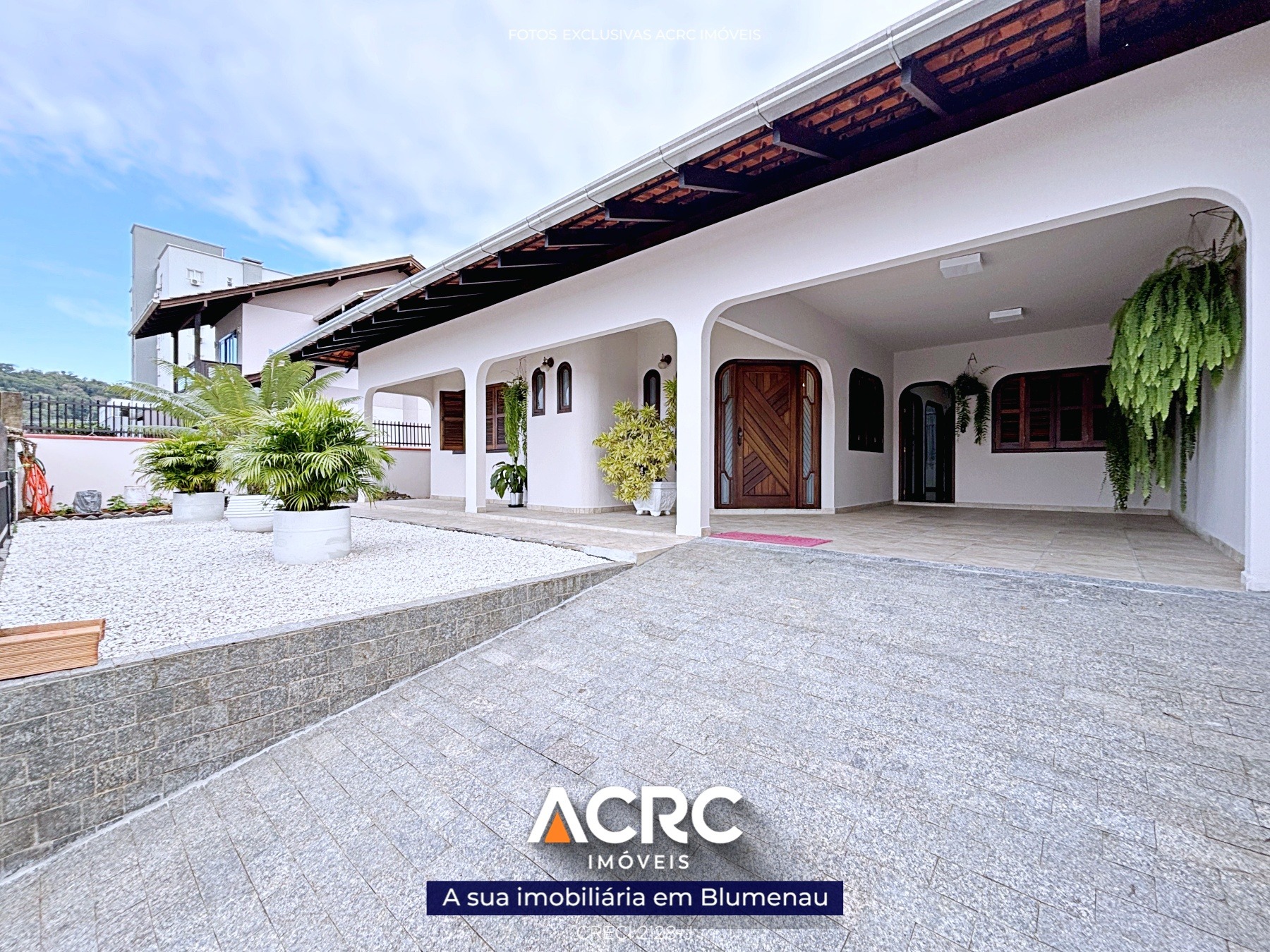 ACRC Imóveis - CA03689 - Casa para Locação no Bairro Água Verde - foto 1