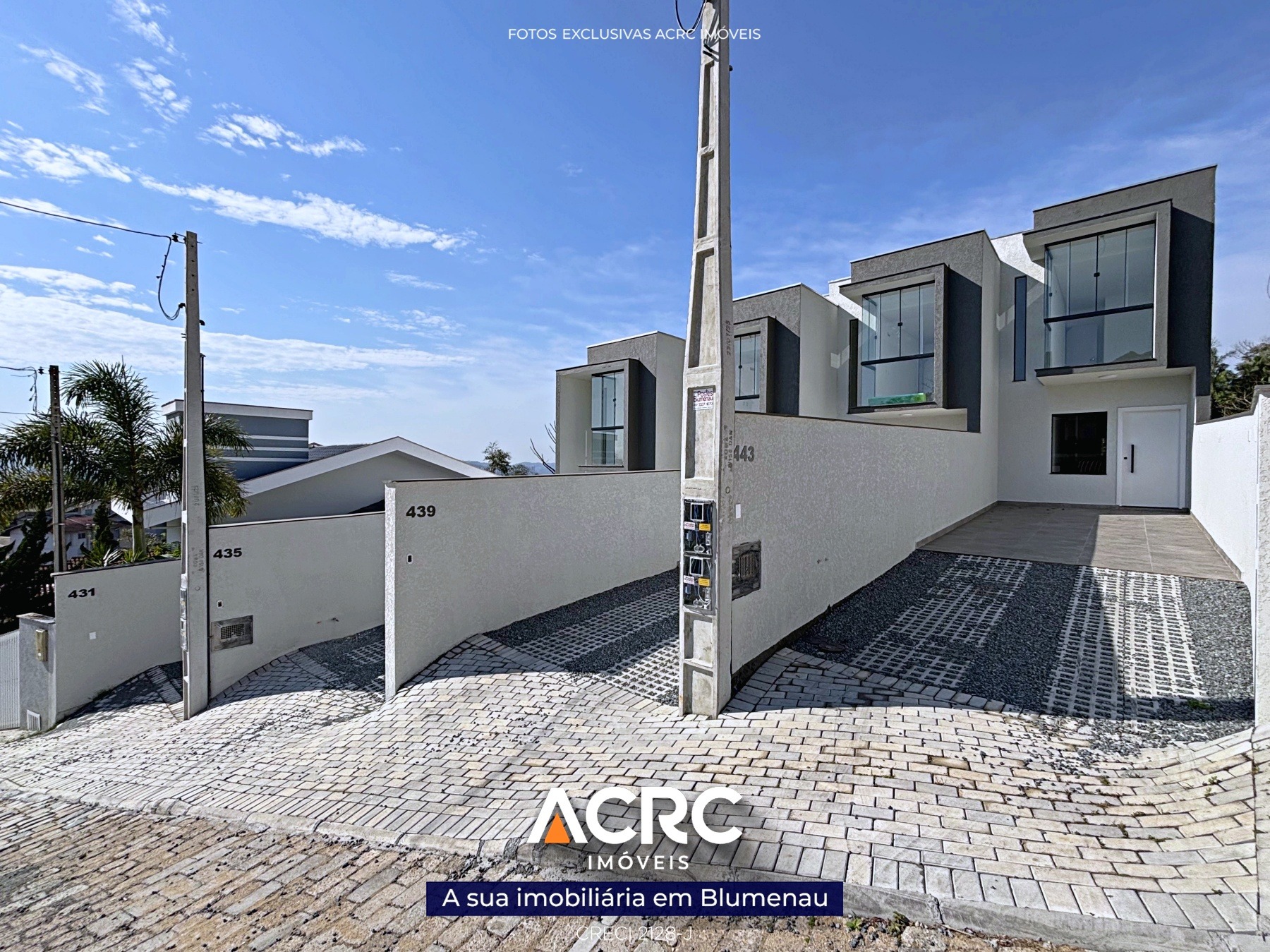 ACRC Imóveis - CA03699 - Sobrado de 03 andares para Locação no Bairro Escola Agrícola - foto 1