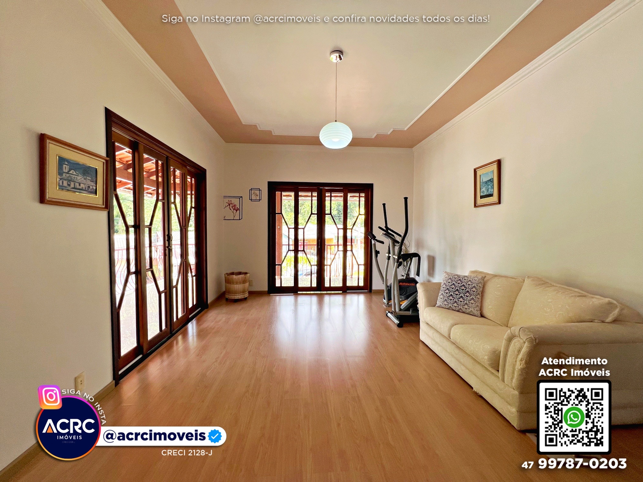 ACRC Imóveis - CA03661 - Casa a Venda no Bairro Garcia em Blumenau — foto 2