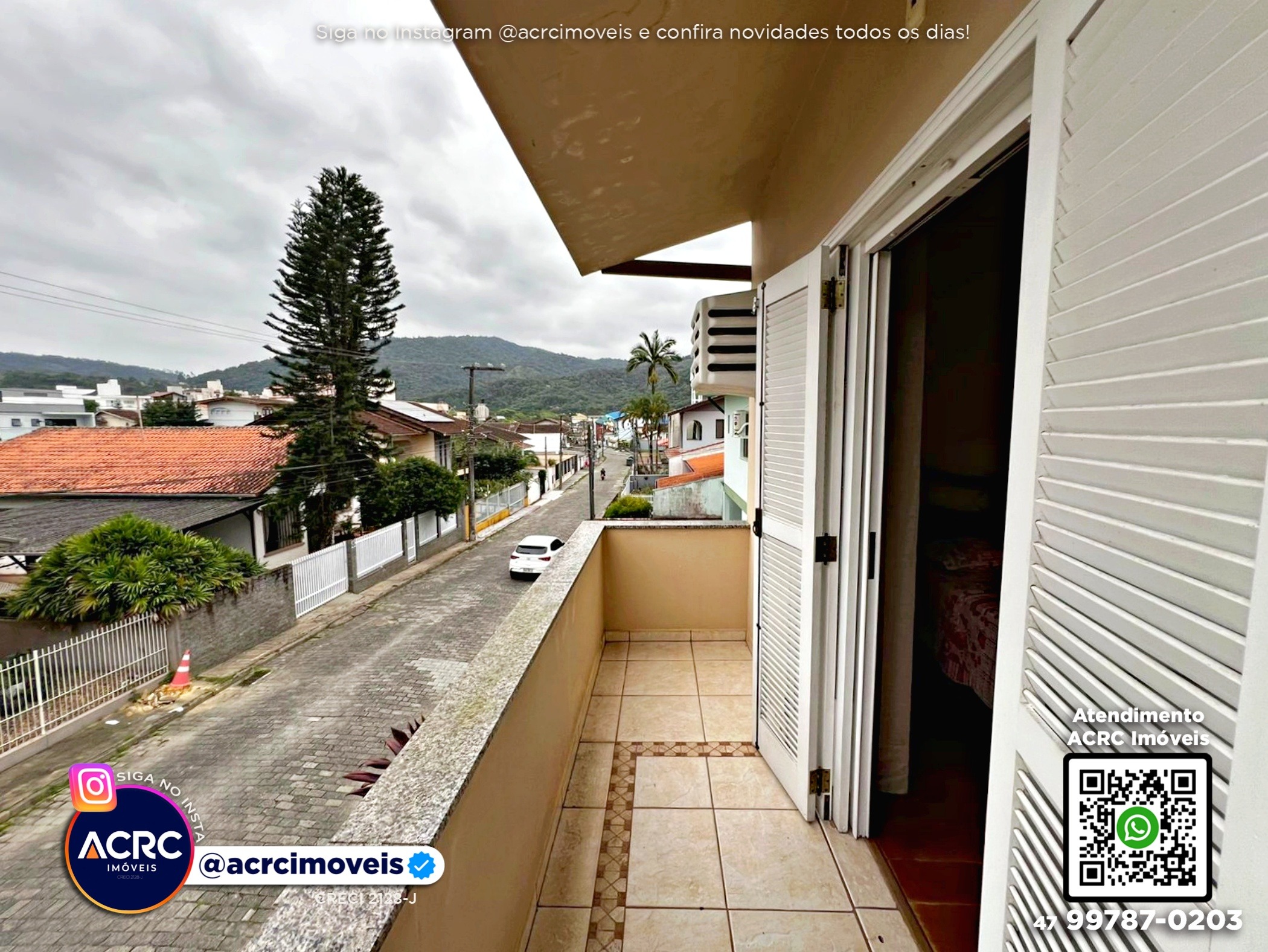 ACRC Imóveis - CA03703 - Casa com piscina para Locação no Bairro Garcia em Blumenau — foto 5