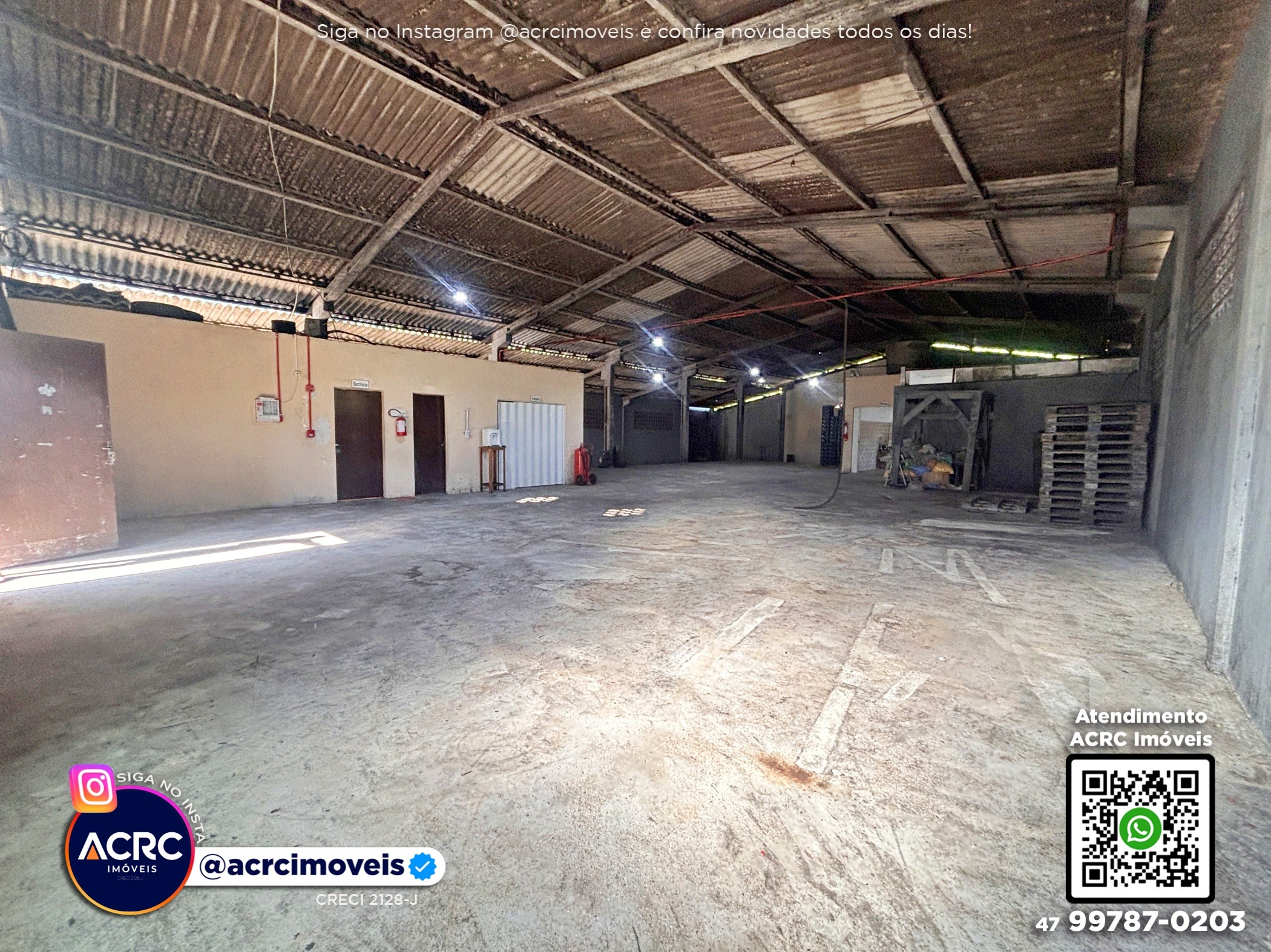 ACRC Imóveis - GL00420 - Galpão a Venda no Bairro Belchior Alto em Gaspar - foto 1