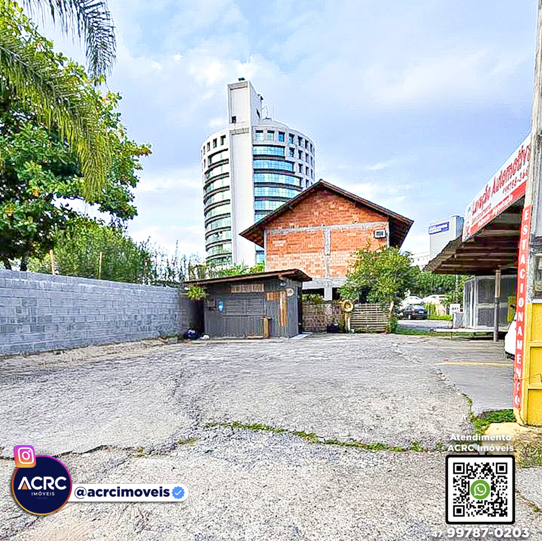 ACRC Imóveis - TE01343 - Terreno com um total de 266m a Venda no Bairro Garcia em Blumenau - foto 1