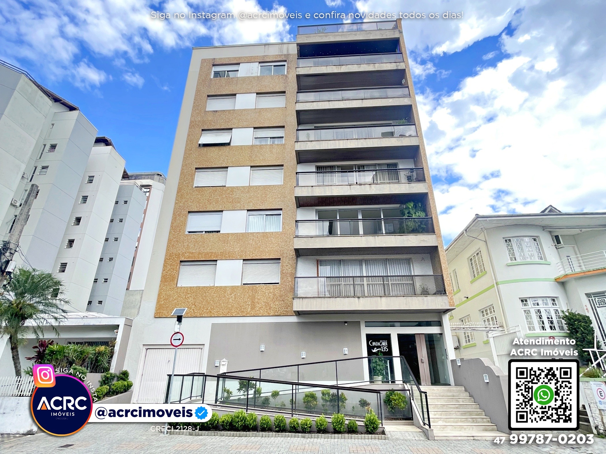 ACRC Imóveis - AP09963 - Apartamento a Venda no Bairro Centro em Blumenau - foto 1