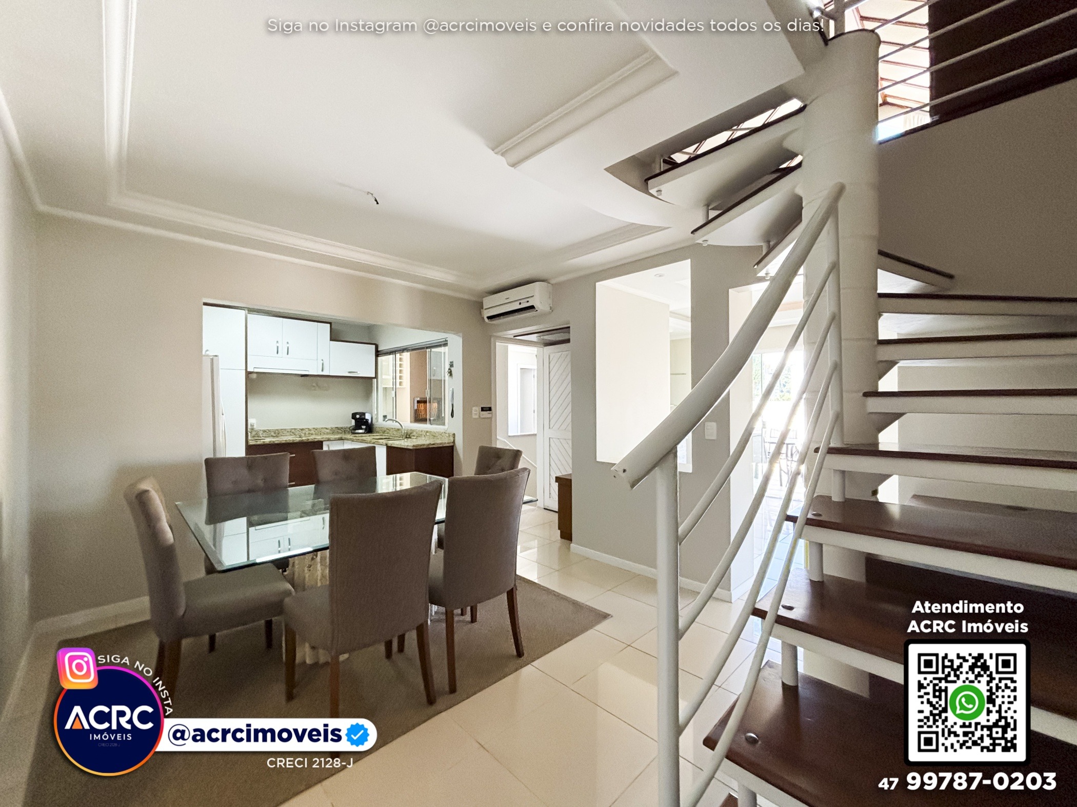 ACRC Imóveis - CA03731 - Casa a Venda no Bairro Centro em Blumenau — foto 5