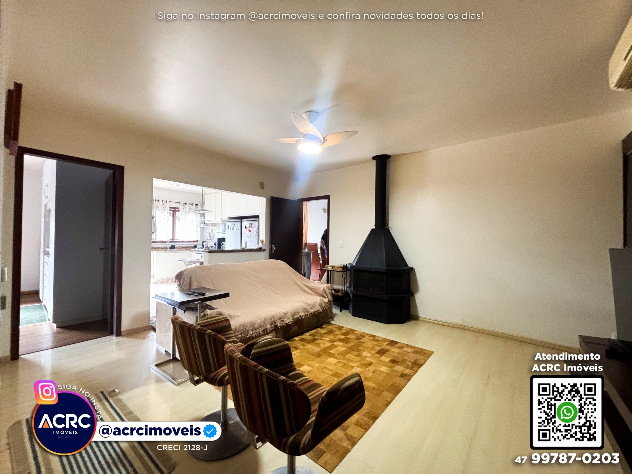 ACRC Imóveis - CA03737 - Casa com edícula e piscina a Venda no Bairro Velha em Blumenau. — foto 5