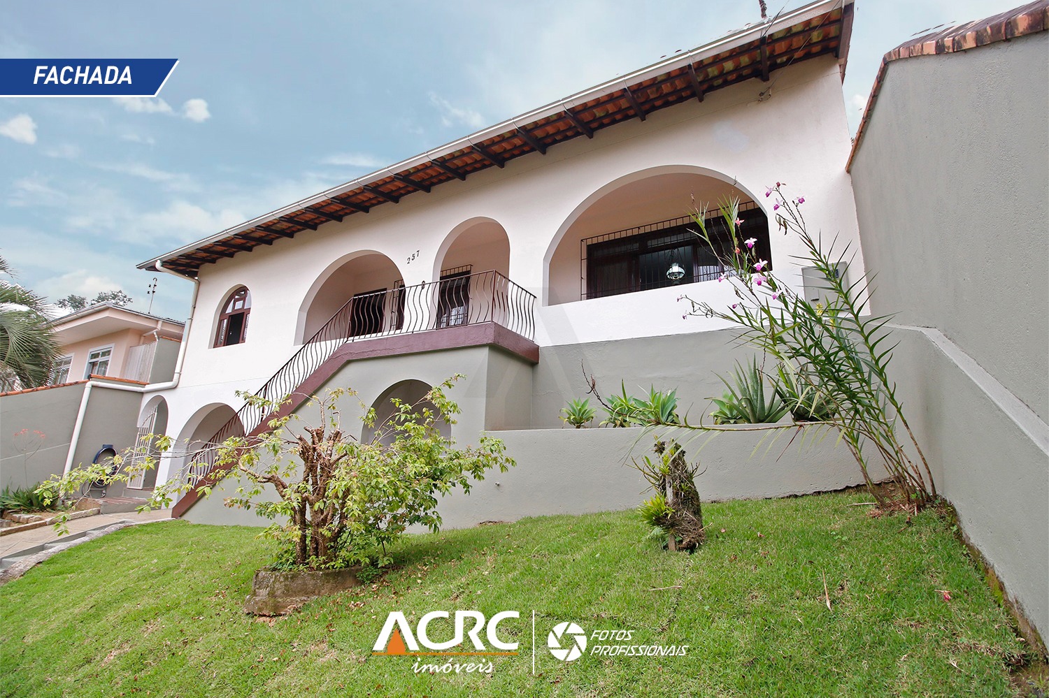 ACRC Imóveis - CA03723 - Casa para Locação no Bairro Itoupava Seca em Blumenau - foto 1