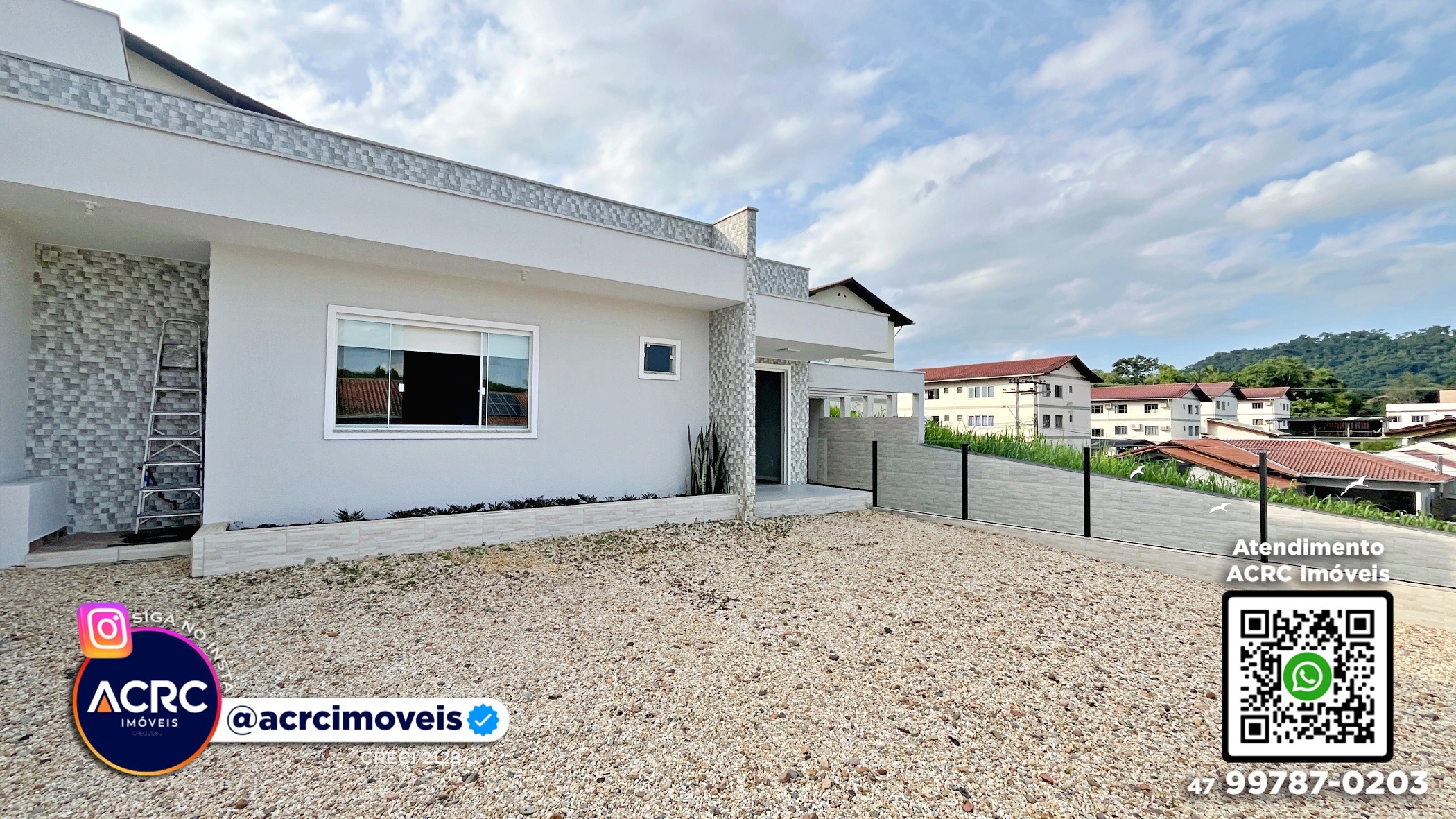 ACRC Imóveis - CA03732 - Casa para Locação no Bairro Água Verde em Blumenau - foto 1