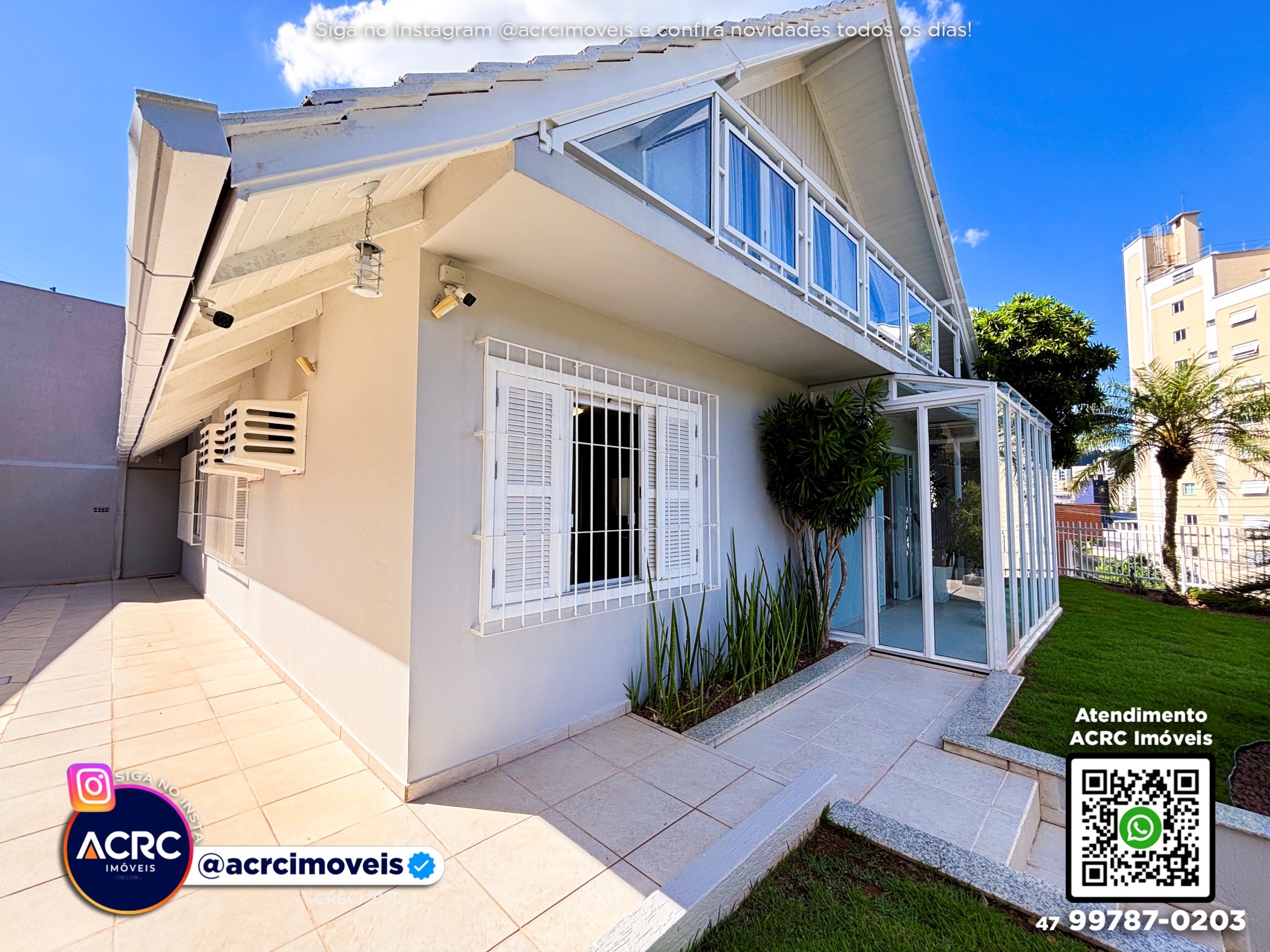 ACRC Imóveis - CA03731 - Casa a Venda no Bairro Centro em Blumenau — foto 2