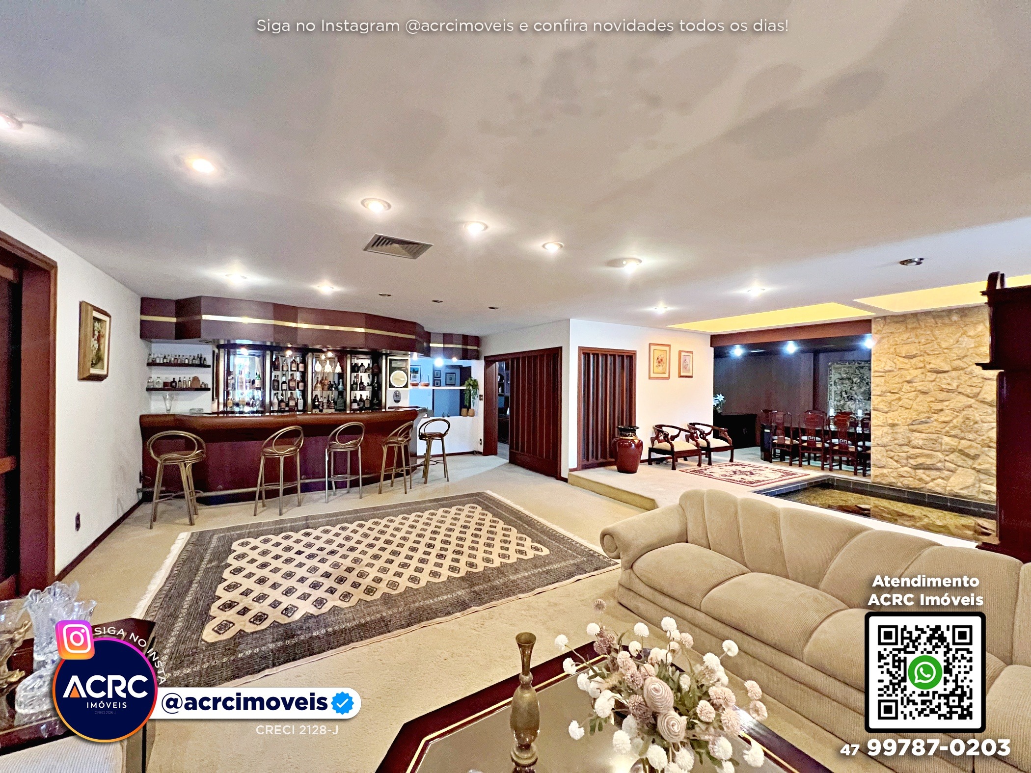 ACRC Imóveis - CA03714 - Casa com piscina e amplo jardim no Bairro Garcia em Blumenau — foto 7