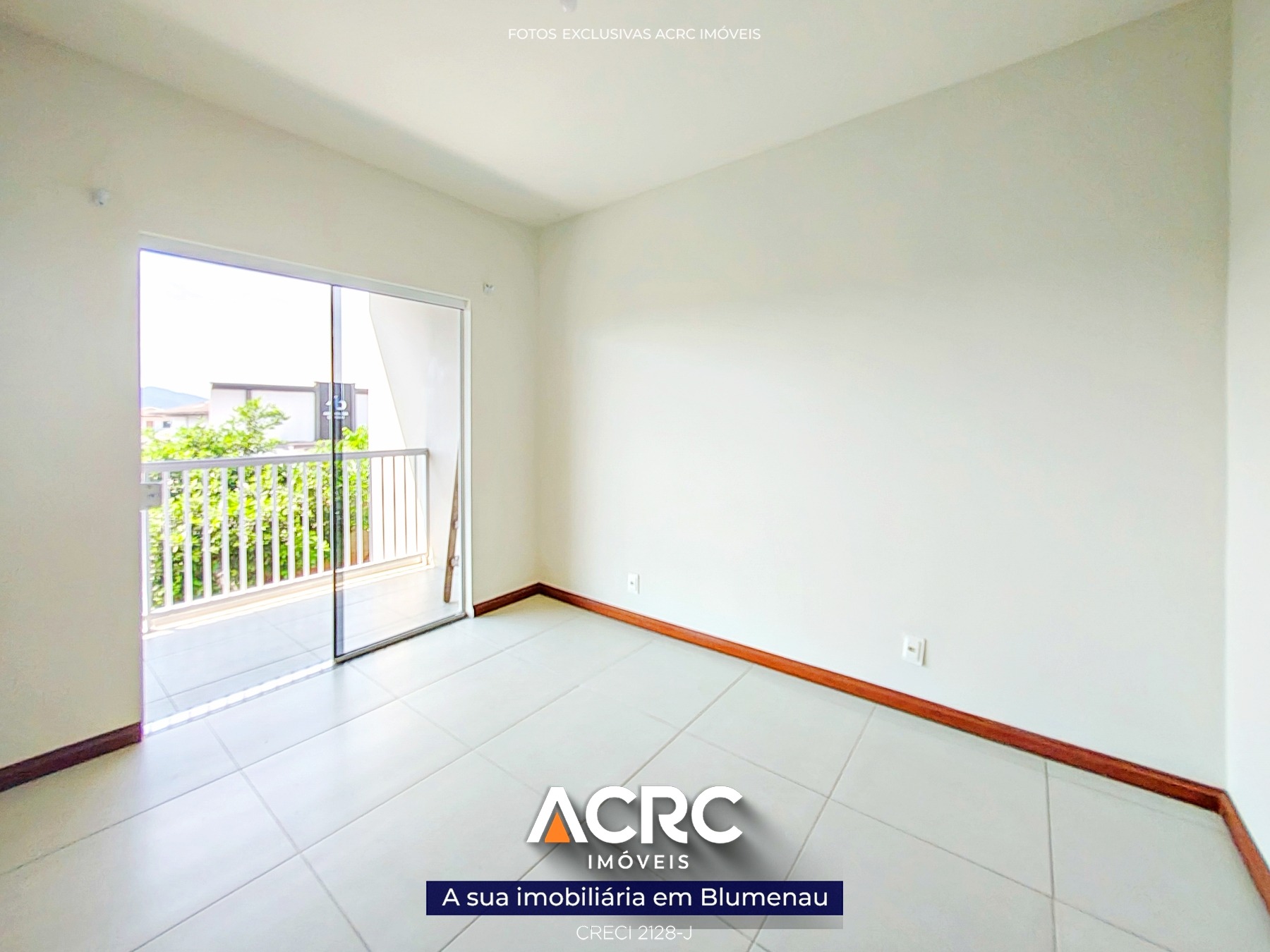 ACRC Imóveis - - Sobrado para Locação no Bairro Itoupava Norte — foto 4