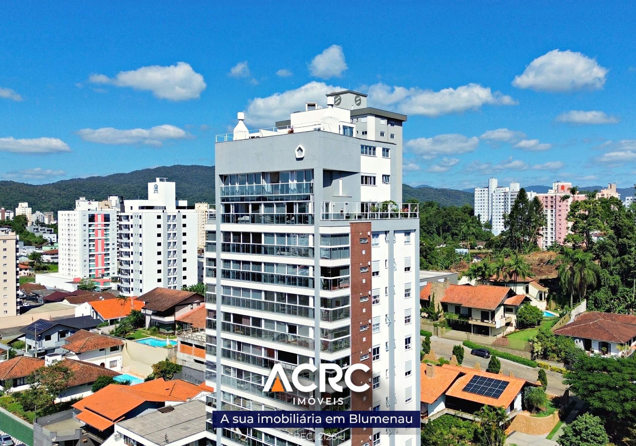 ACRC Imóveis - AP10255 - Cobertura Triplex a Venda no Bairro Vila Nova em Blumenau - foto 1