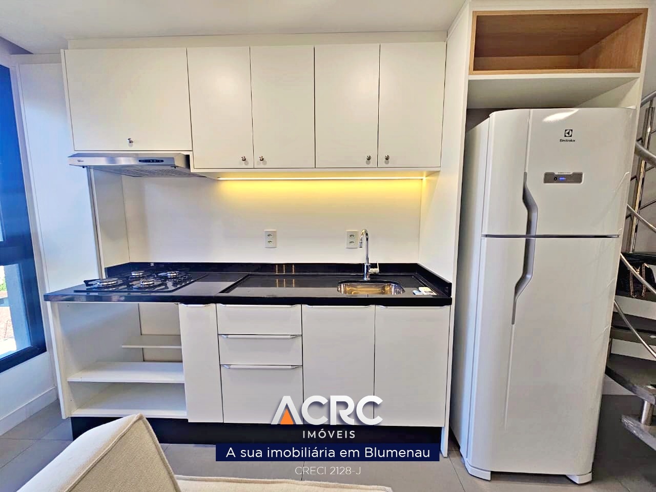 ACRC Imóveis - Loft duplex mobiliado a Venda no Centro de Blumenau, Edifício Carbono — foto 4