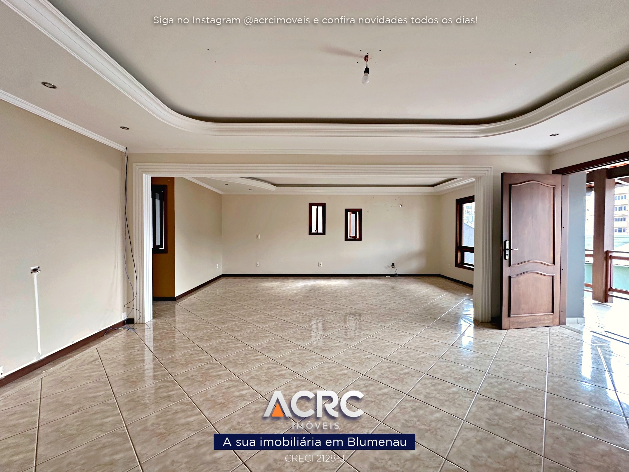 ACRC Imóveis - CA03773- Casa para Com Salas Comerciais para Venda no Bairro Vila Nova em Blumenau — foto 5