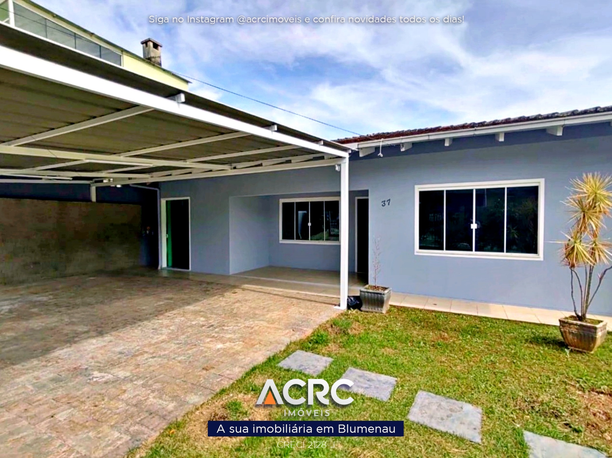 ACRC Imóveis - - Casa para Locação no bairro Escola Agrícola em Blumenau - foto 1