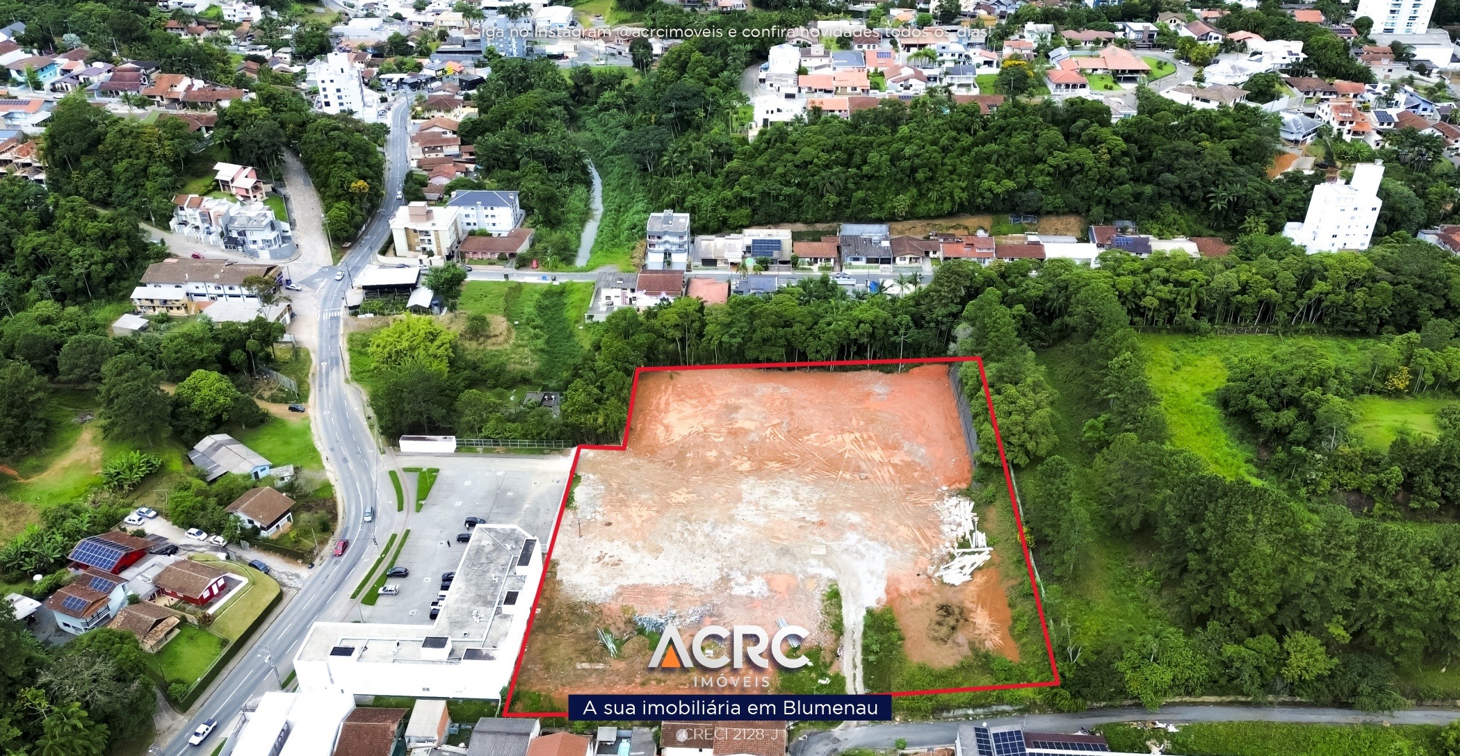 ACRC Imóveis - TE01336 - Terreno com um total de 12.892,45m a Venda no Bairro Itoupava Norte — foto 3