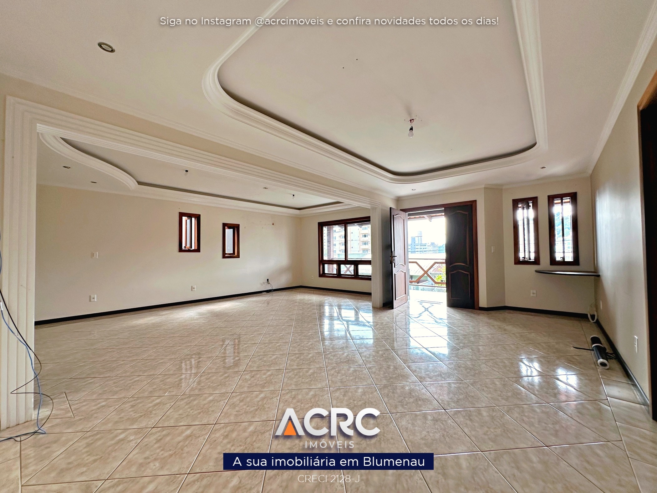 ACRC Imóveis - CA03773- Casa para Com Salas Comerciais para Venda no Bairro Vila Nova em Blumenau — foto 4
