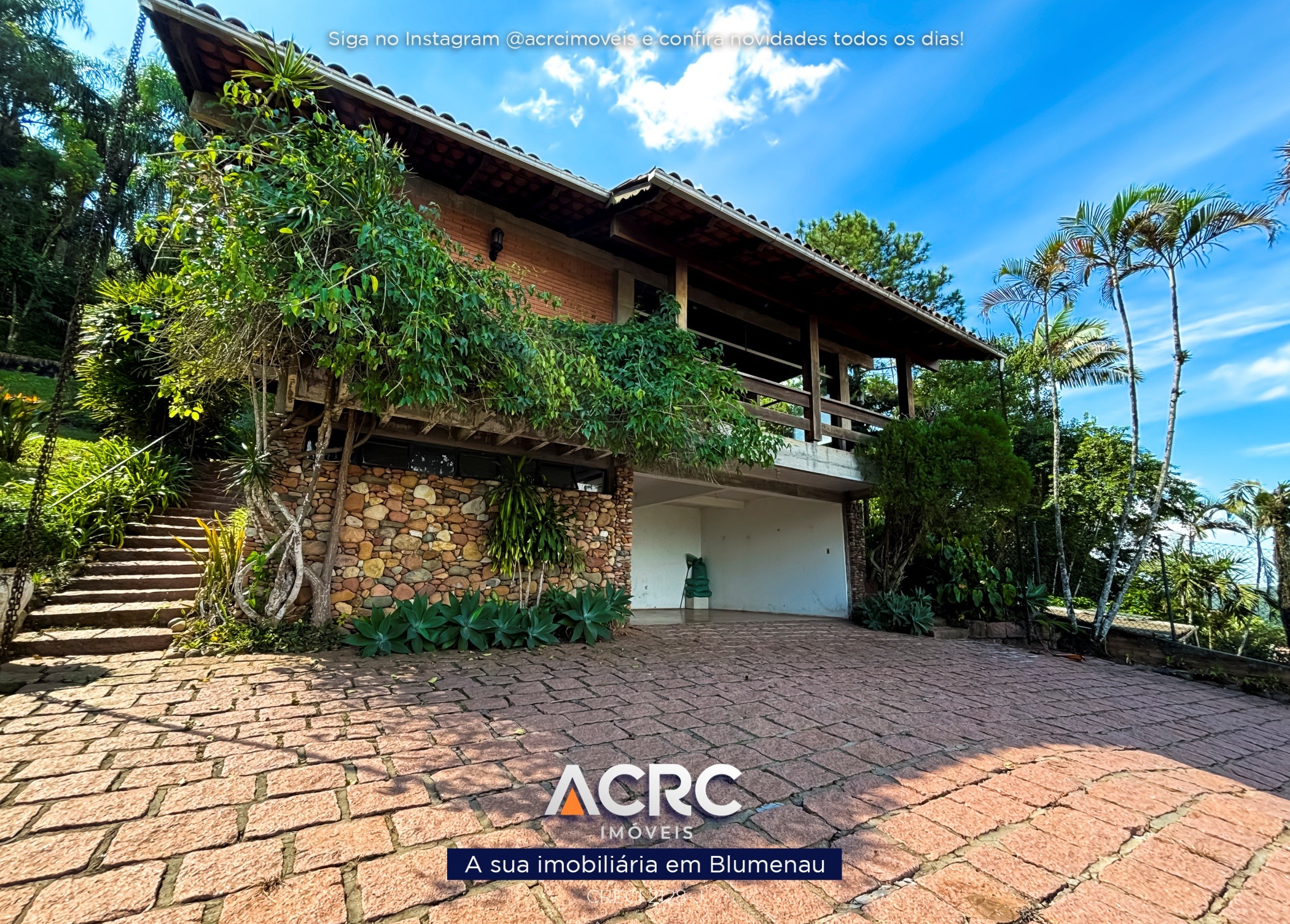 ACRC Imóveis - CA03745 - Casa com Edícula a Venda no Bairro Ponta Aguda em Blumenau — foto 2