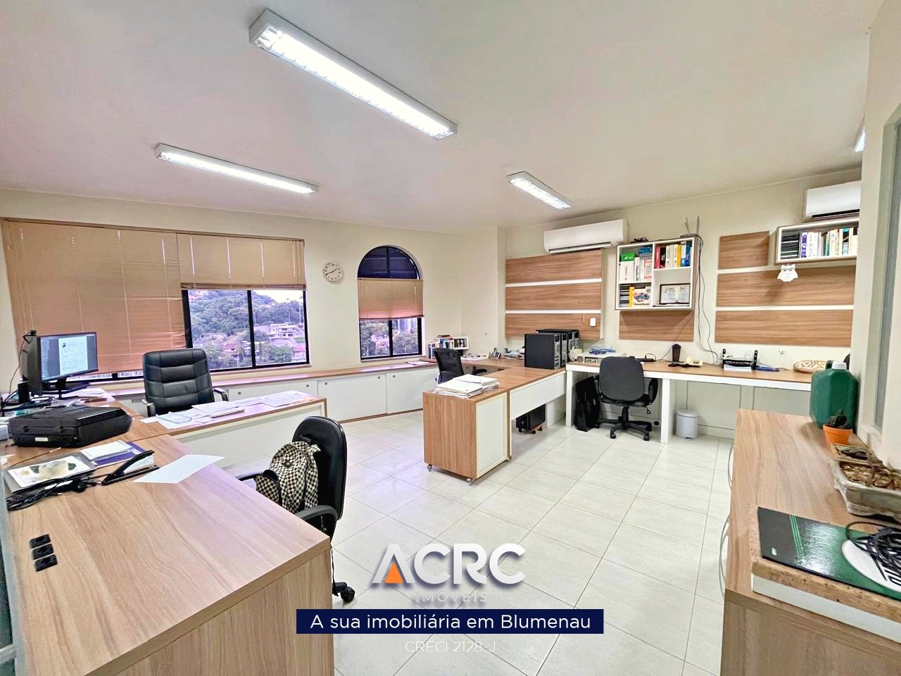 ACRC Imóveis - Sala Comercial para venda no Comercial Dudalina em Blumenau no bairro Centro — foto 3