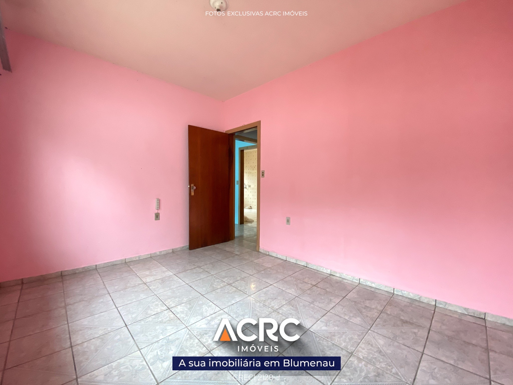 ACRC Imóveis - - Casa para locação no bairro Água Verde em Blumenau — foto 7