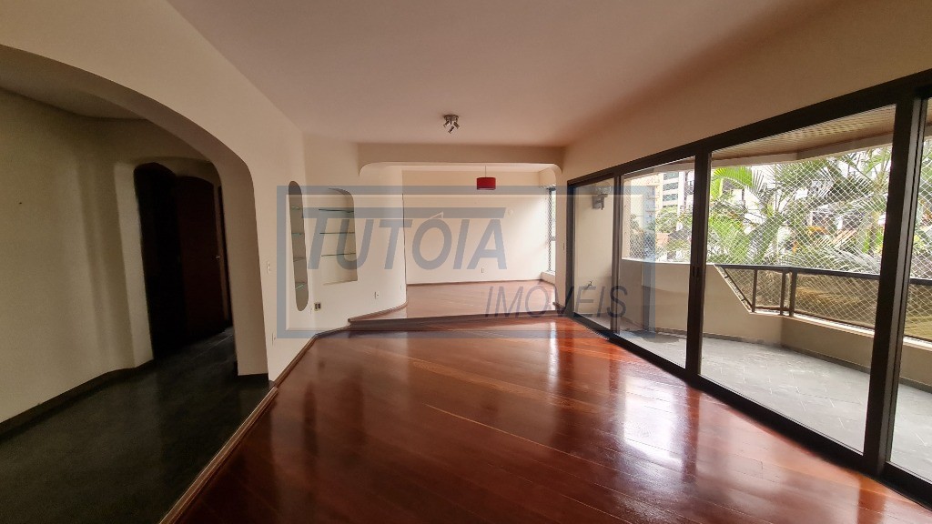 Apartamento, 3 quartos, 190 m² - Foto 1