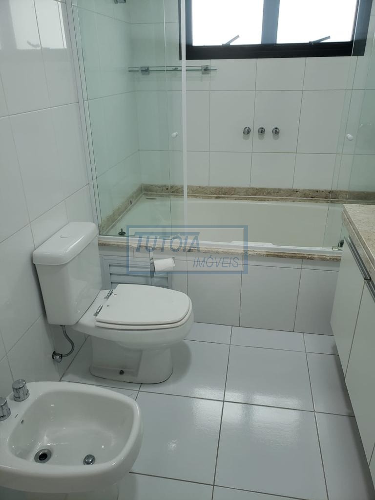 Apartamento, 3 quartos, 230 m² - Foto 21