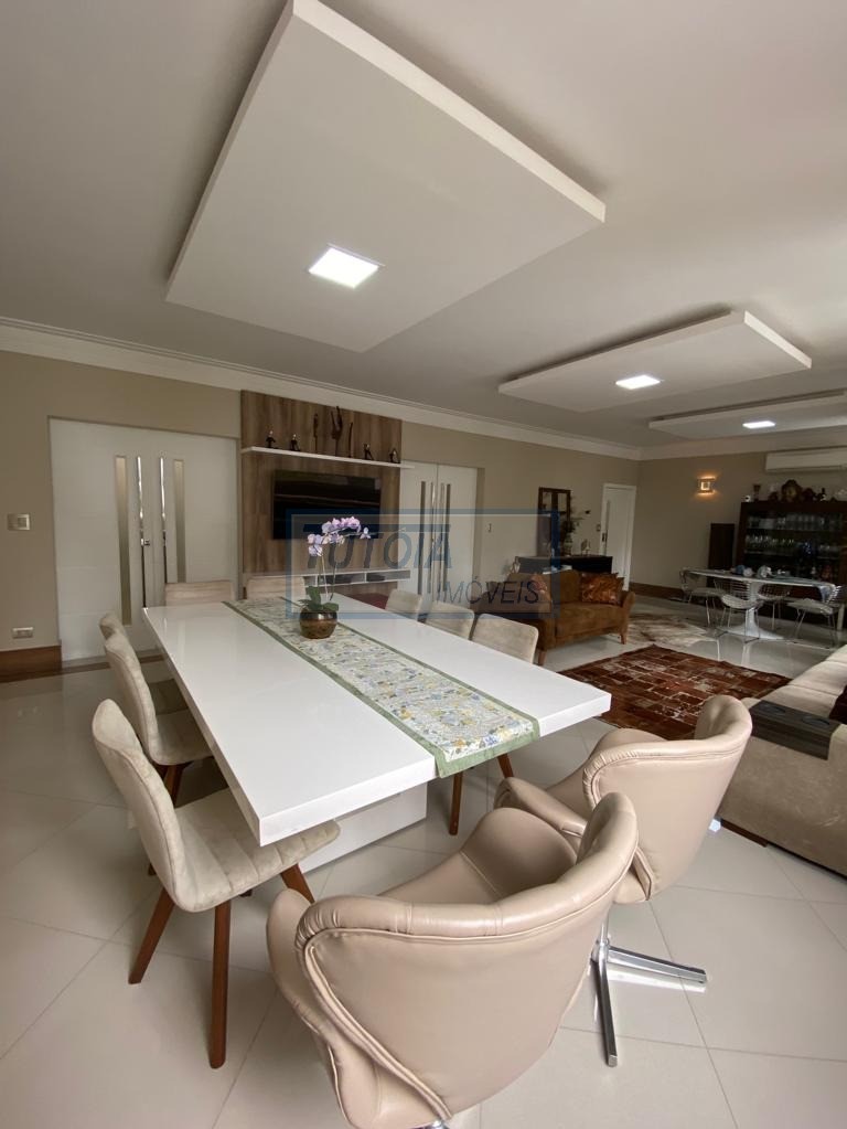 Apartamento, 3 quartos, 200 m² - Foto 14