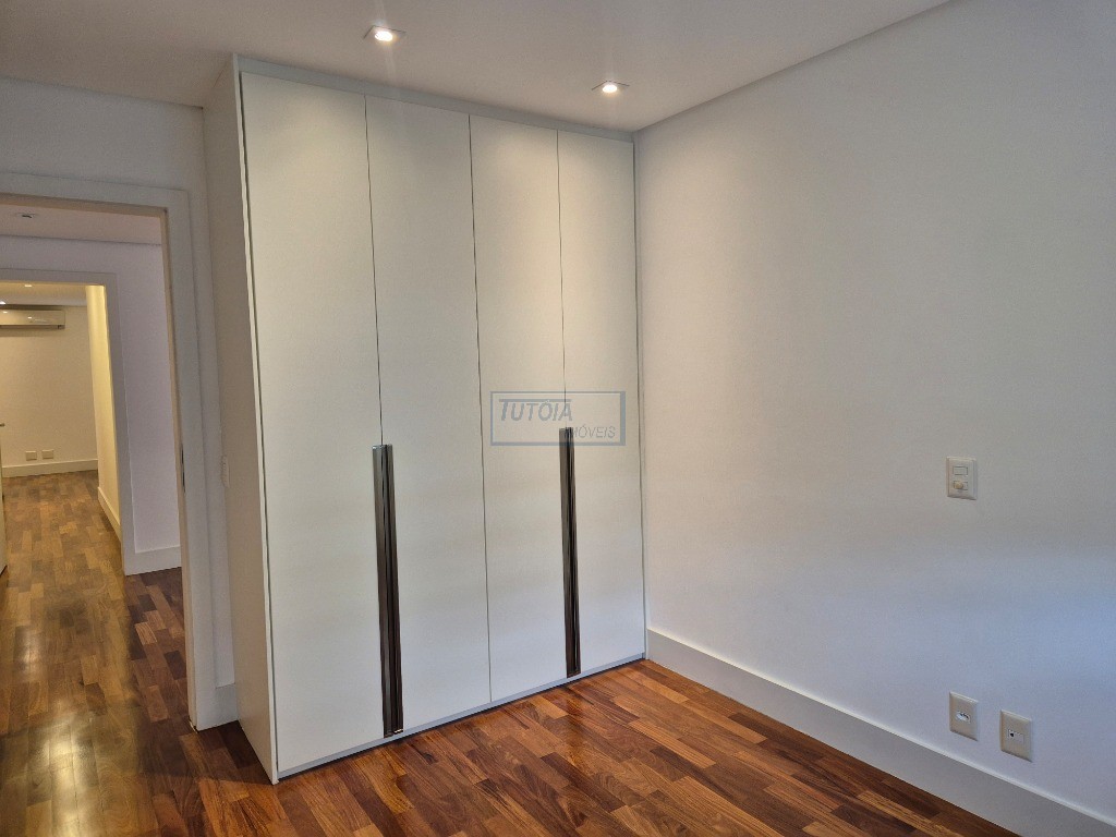 Apartamento, 3 quartos, 198 m² - Foto 11