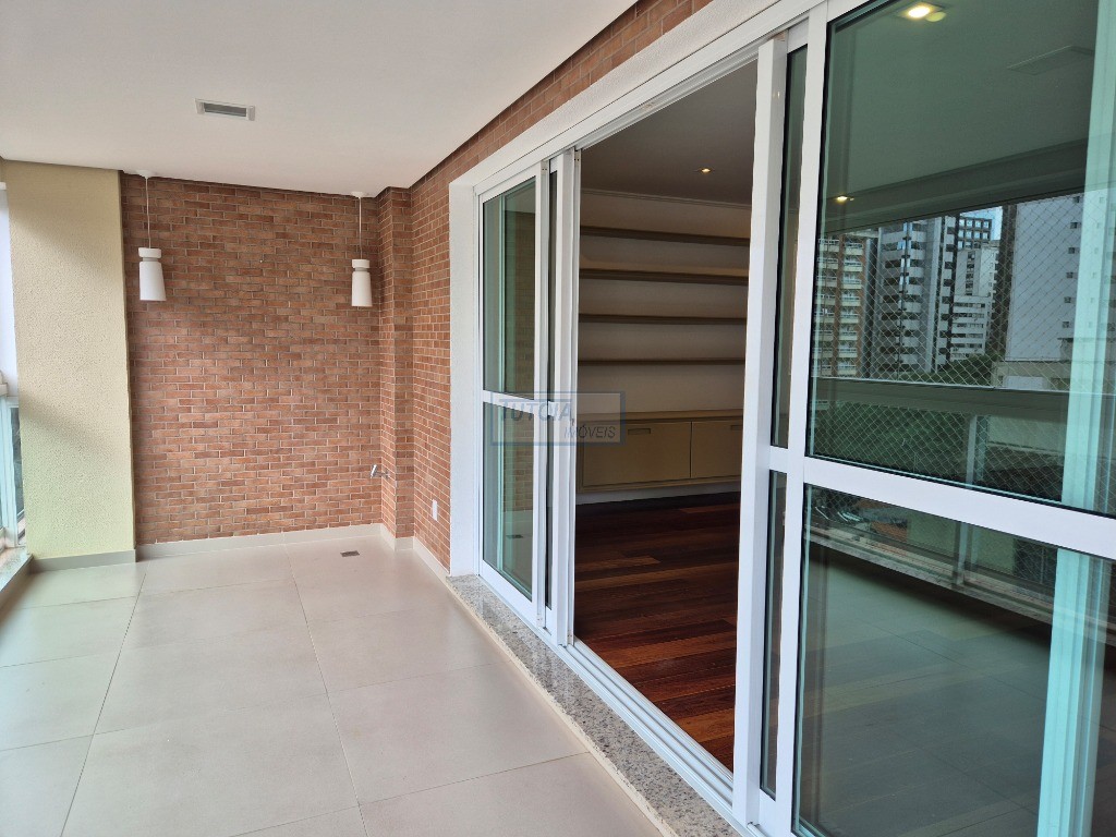 Apartamento, 3 quartos, 198 m² - Foto 2
