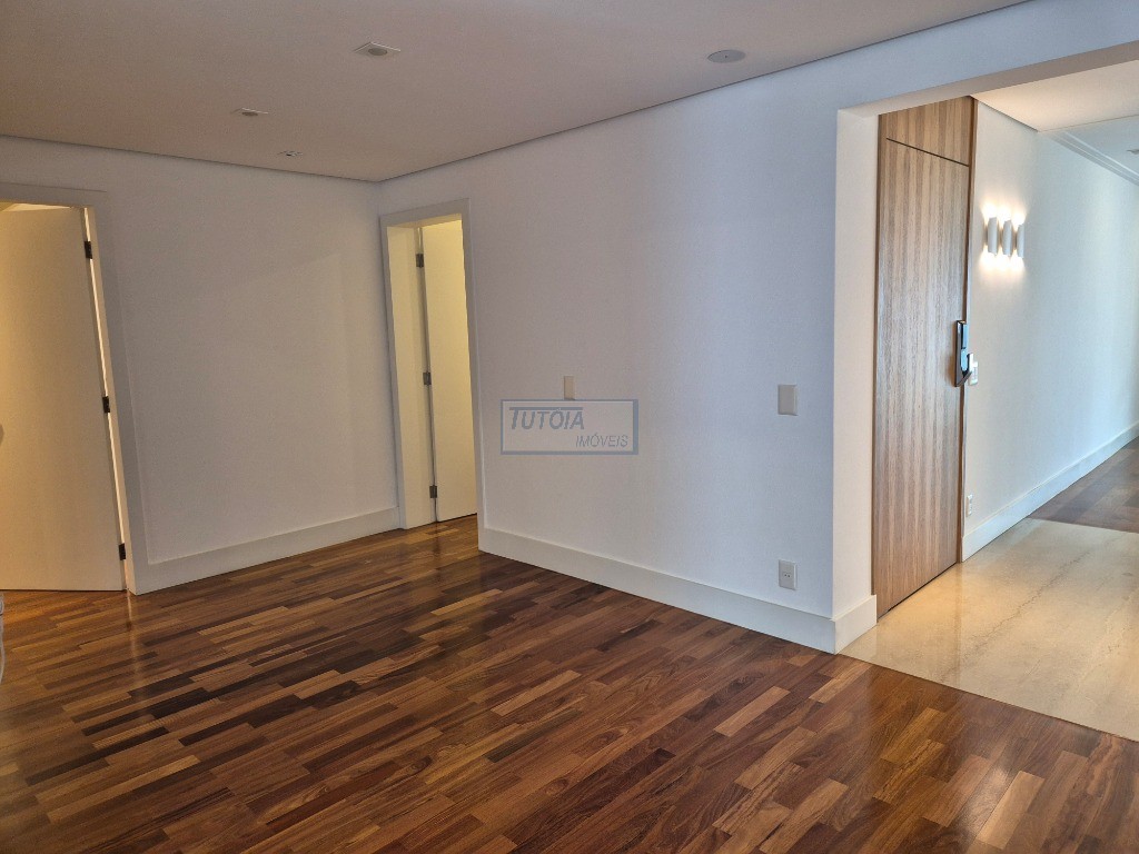 Apartamento, 3 quartos, 198 m² - Foto 9