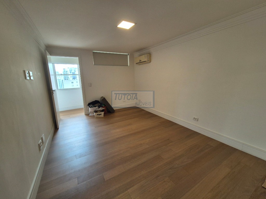 Apartamento, 3 quartos, 226 m² - Foto 12
