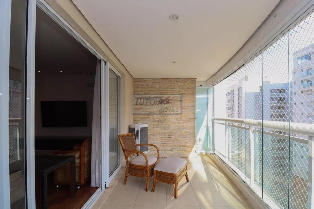 Apartamento, 3 quartos, 139 m² - Foto 1