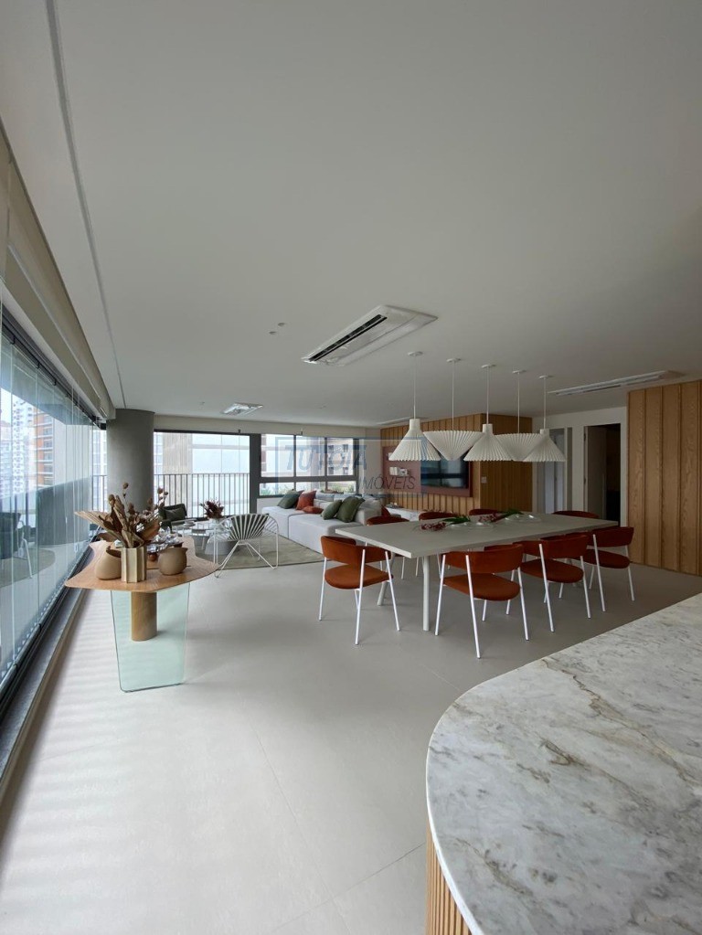 Apartamento, 3 quartos, 181 m² - Foto 2