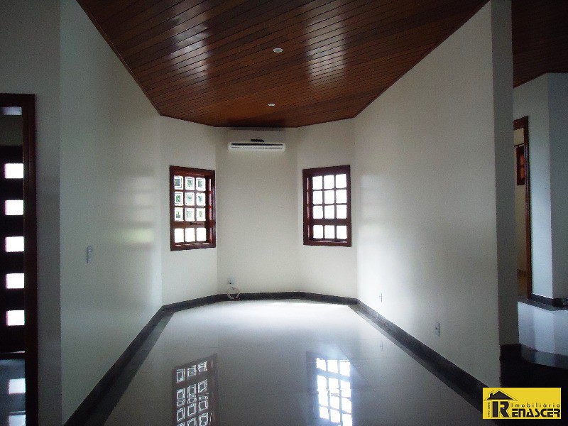 Casa de Condomínio com 4 quartos à venda, 400m² — foto 3 de 59