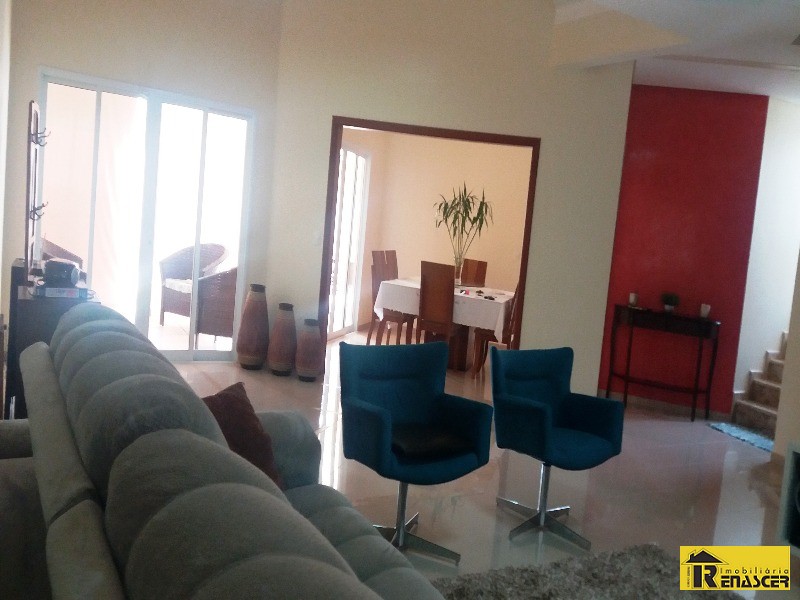 Casa de Condomínio com 3 quartos à venda — foto 1 de 39