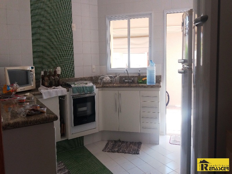 Casa de Condomínio com 3 quartos à venda — foto 7 de 39