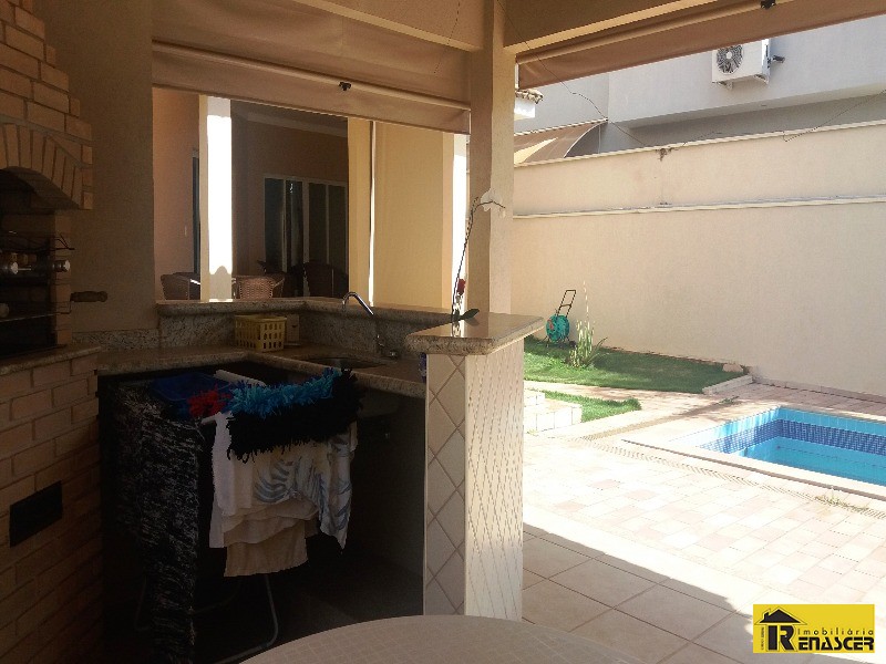 Casa de Condomínio com 3 quartos à venda — foto 22 de 39