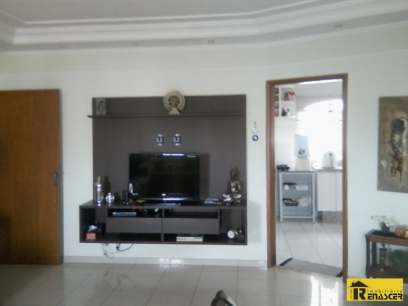 Apartamento com 3 quartos à venda, 144m² — foto 1 de 37