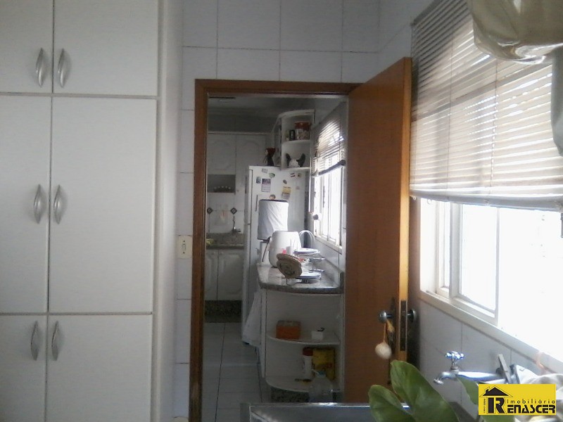 Apartamento com 3 quartos à venda, 144m² — foto 14 de 37