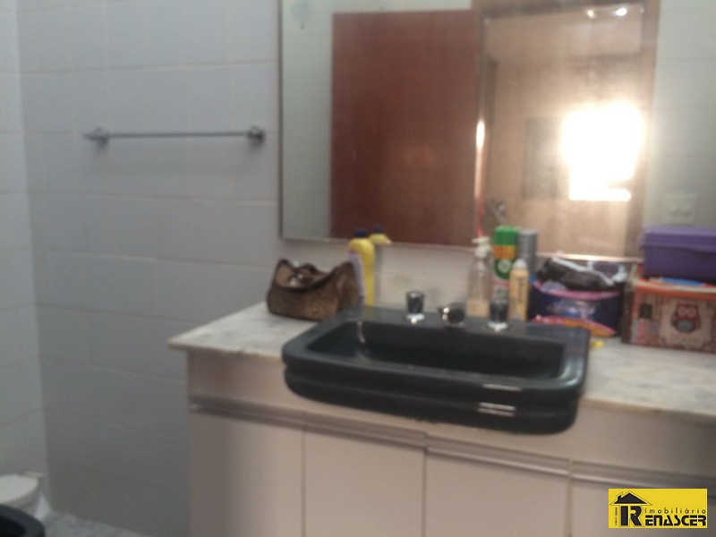 Casa com 3 quartos à venda, 380m² — foto 3 de 16