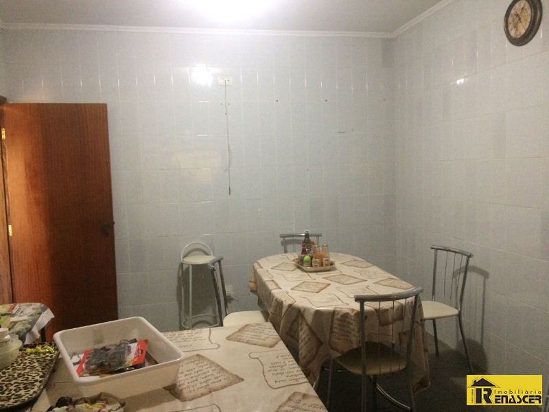 Casa com 3 quartos à venda, 380m² — foto 9 de 16
