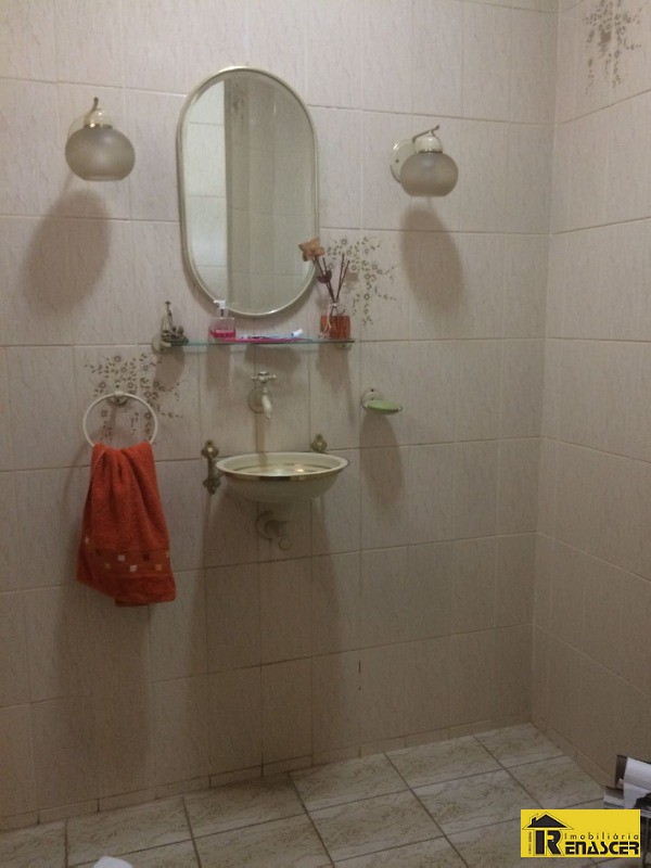 Casa com 3 quartos à venda, 380m² — foto 14 de 16