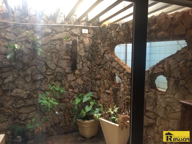 Casa com 3 quartos à venda, 380m² — foto 15 de 16