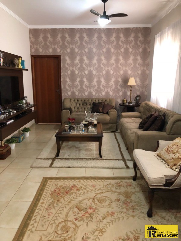 Casa com 3 quartos à venda, 190m² — foto 5 de 22