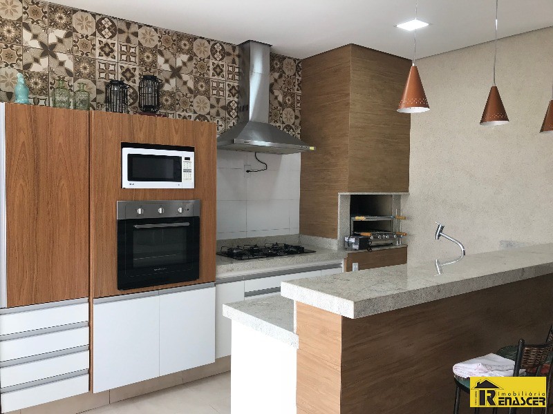 Casa com 3 quartos à venda, 190m² — foto 20 de 22