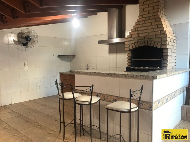 Casa de Condomínio com 3 quartos à venda e aluguel, 260m² — foto 13 de 21