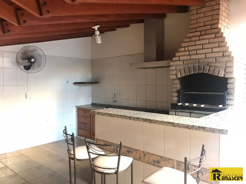 Casa de Condomínio com 3 quartos à venda e aluguel, 260m² — foto 18 de 21